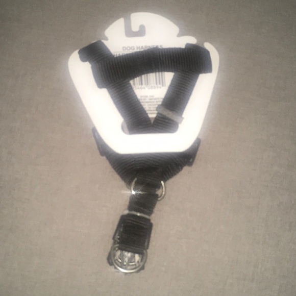 Dog Harness size Large adjustable fits dog’s chest size 20” to 26” says - Picture 3 of 5